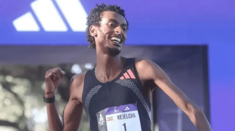 Kejelcha recupera el récord mundial de media maratón con 56.51 en Buenos Aires