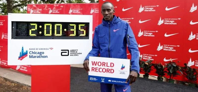 Kelvin Kiptum rompe el récord mundial de maratón de Kipchoge con 02.00.35 en Chicago