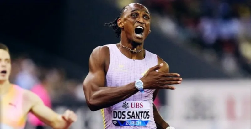Brasileño Alison Dos Santos rompe el récord mundial de 400 metros vallas 45:80