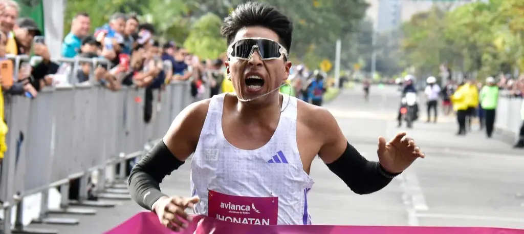 Jhonatan Molina correrá el sábado 7 de noviembre la Media Maratón de Oruro – Bolivia