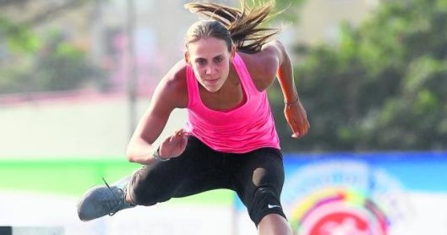 La heptatlonista nacional Melissa Arana le dijo a dios al atletismo