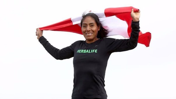 Arizapana y Castro logran marcas para Mundial de Londres en Maratón de Daegú