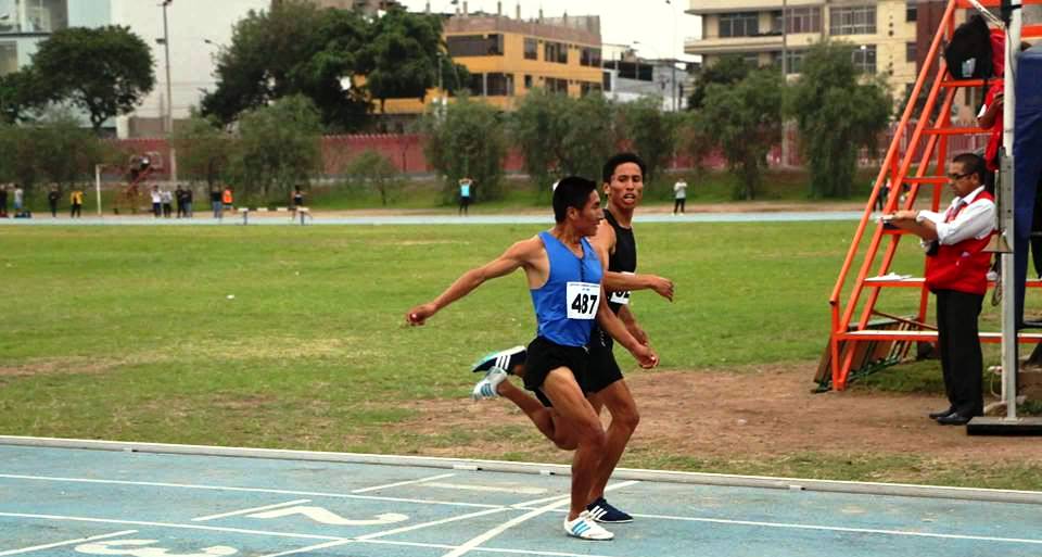 Los 5,000 metros planos del Nacional de Mayores fue para Walter Nina de Puno