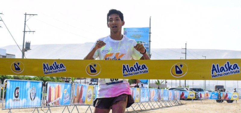 Cusqueño Ferdinand Pacheco gana los 5k Playas del Sur