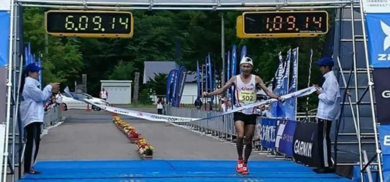Japonés Nao Kazami, impone un nuevo récord mundial de 100 km con 6:09:14