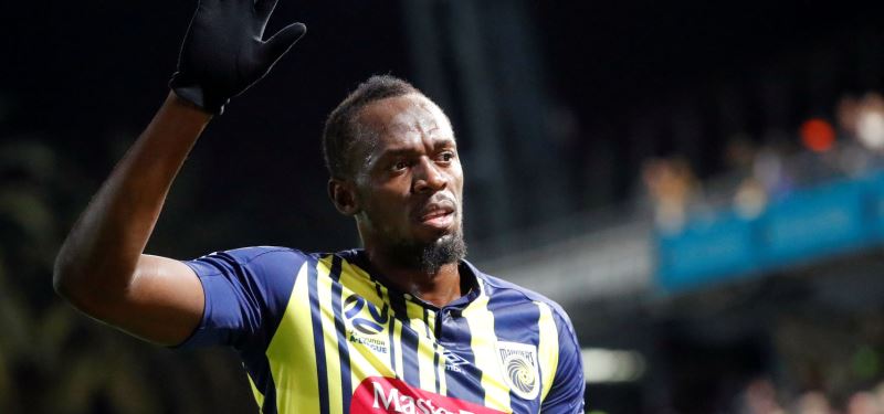 Usain Bolt a fines de noviembre definirá su futuro como futbolista