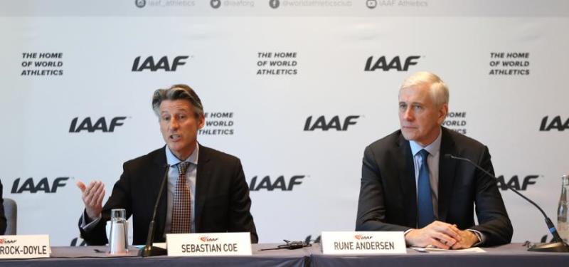 Sebastián Coe exhorta a los atletas de Alberto Salazar cortar vínculo