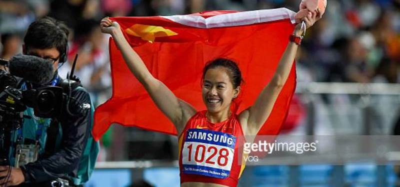 Campeona Asiática de 100 con vallas Wu Shuijiao sancionada a 4 años por doping