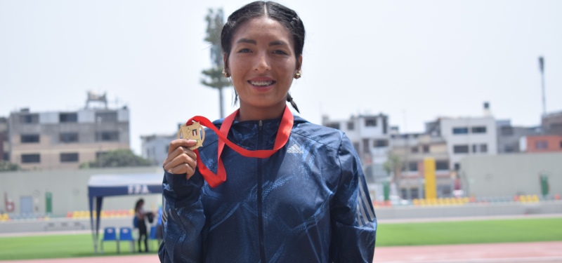 Marchista Mary Luz Andía gana los 10,000 metros con récord nacional U20