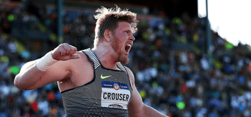 Ryan Crouser rompe la barrera de los 23 metros en la bala