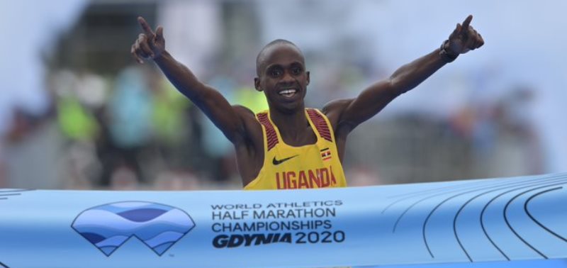 Jacob Kiplimo de Uganda gana el Mundial de Media Maratón en Polonia