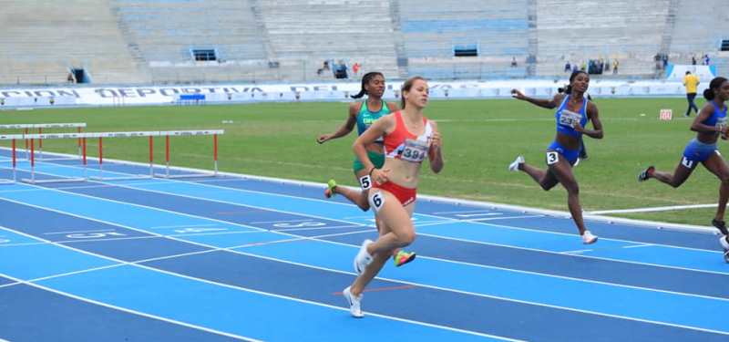 Diana Bazalar medalla de plata sudamericana en 100 con vallas