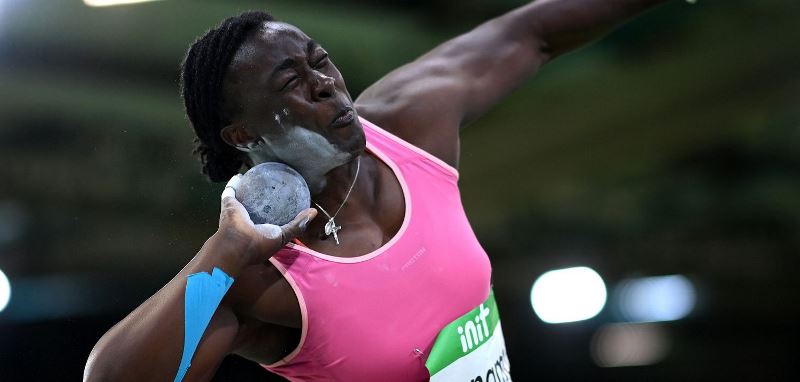 La portuguesa Auriol Dongmo logra la marca mundial del año de la bala (19.75m.)