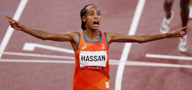 Sifan Hassan gana los 5,000 metros y va por más