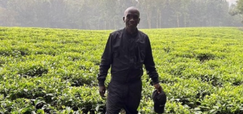 Kipchoge, el granjero que cultiva té cuando no está corriendo