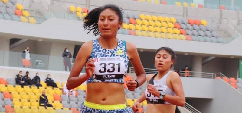 Sofia Mamani destaca en el 9no control evaluativo con récord nacional U20 en los 5,000m.