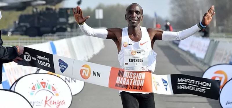 Si corres más rápido que Kipchoge correrás la maratón olímpica en París 2024