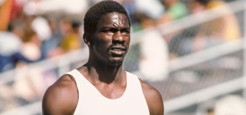 Velocista estadounidense Emmit King, campeón del mundo es asesinado a tiros