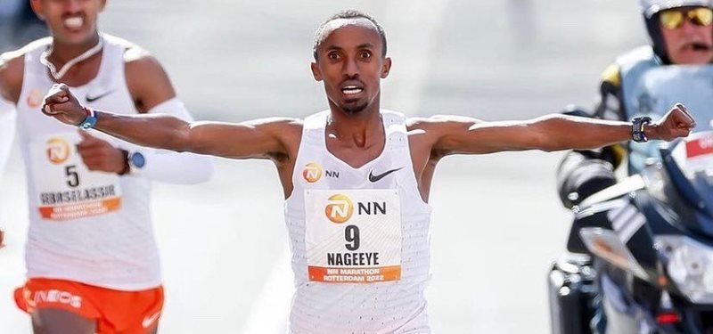 Subcampeón olímpico de Tokio, Abdi Nageeye gana la Maratón de Rotterdam
