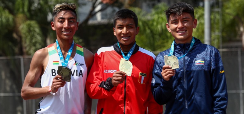 Perú dominó los 2000m con obstáculos en el Sudamericano U18