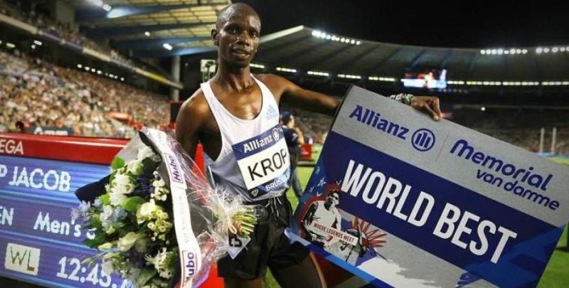 Keniano Jacob Krop estableció la mejor marca mundial del año en 5000 m (12:45.71)