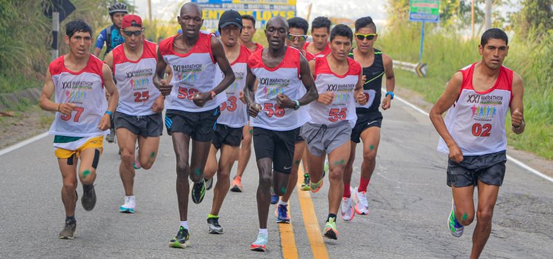 Keniata Kupkembi Hosea Kiplagat gana la Maratón de Pichanaqui