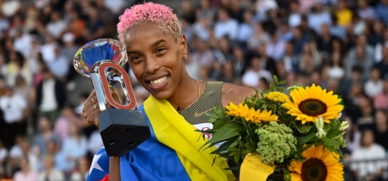 Yulimar Rojas bicampeona de la liga de diamante del salto triple (15.28 m)