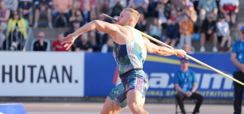 Jakub Vadlejch venció en la “catedral de la jabalina” con mejor marca del año