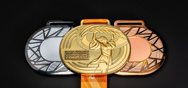 Presentaron las medallas del Mundial de Budapest con impresionante fusión de arte y deporte