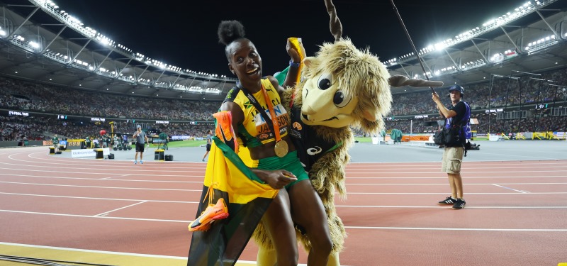 Budapest: Shericka Jackson impone su ley en 200 metros