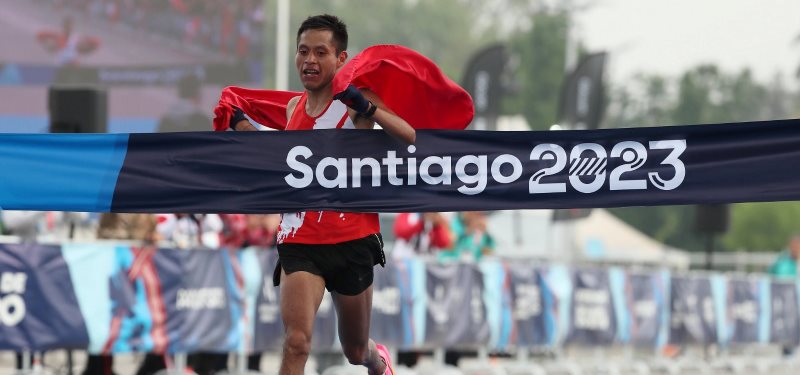 Cristhian Pacheco es bicampeón de los Juegos Panamericanos Santiago 2023 en maratón