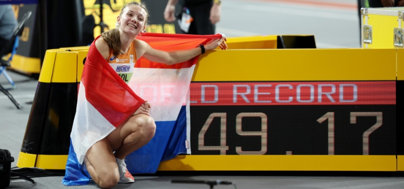 Primer récord del mundo en los Mundiales de atletismo: Femke Bol en los 400m