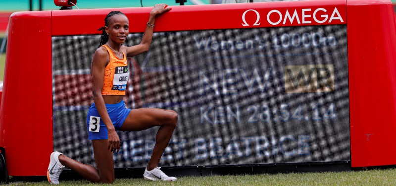 Keniana Beatrice Chebet rompió marca mundial de los 10.000 metros (28:54.14)