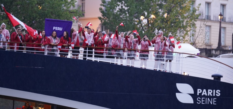 Perú le dijo «Presente» en la inauguración de los Juegos Olímpicos Paris 2024