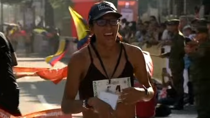 Jovana de la Cruz es tercera en la Carrera del Pacifico 10k en Colombia