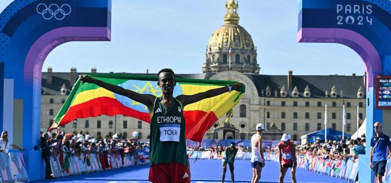 Etíope Tamirat Tola es el campeón olímpico de maratón