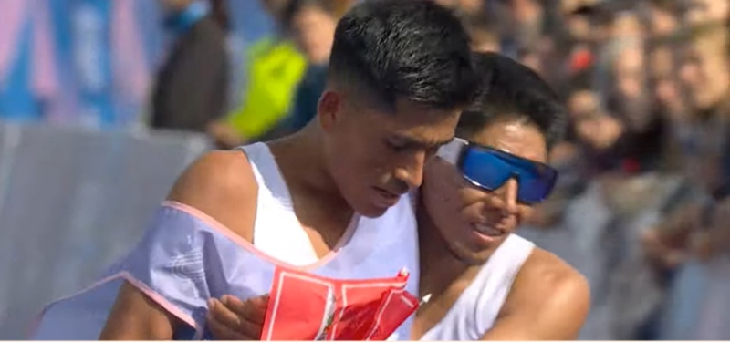 Rosbil Guillén corrió con tremendo esfuerzo la maratón paralímpica, pero fue descalificado