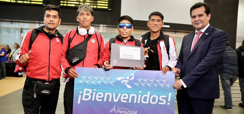 Para atleta Rosbil Guillen llega de los Juegos Paralímpicos y recibe grata noticia del IPD