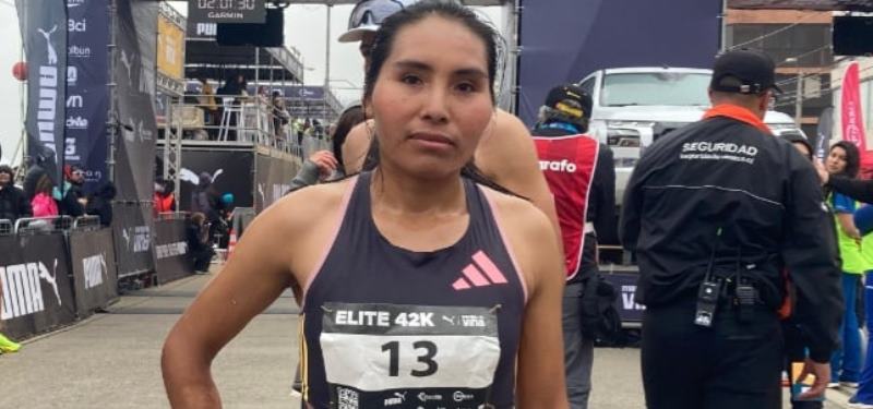 Aydee Loayza gana la Maratón de Viña del Mar con récord de competencia