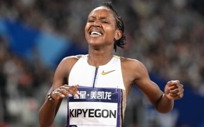 Faith Kipyegon rompe el récord mundial de los 1.500m (3:49.04) en Eugene