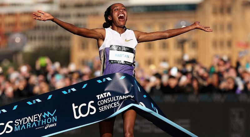 Sifan Hassan y Hailemaryam Kiros ganan la Maratón de Sídney con récords