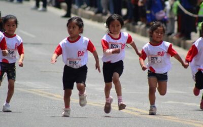 Más de ocho mil niños volaron en la mini maratón de los Andes