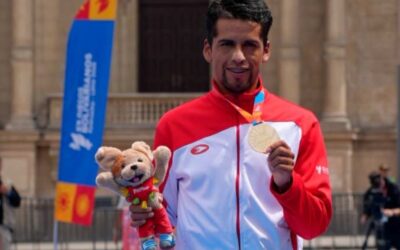 Ferdinan Cereceda gana la maratón de los Juegos Bolivariano y la primera dorada para el Perú