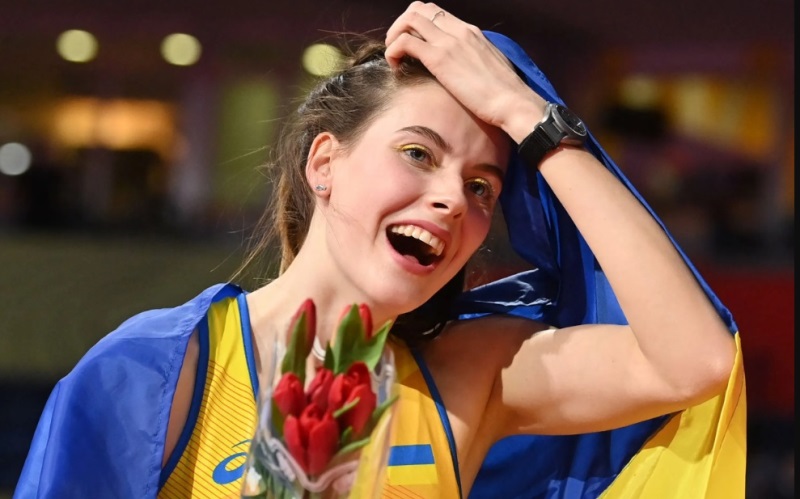 Ucraniana Yaroslava Mahuchikh gana el primer oro del mundial indoor en salto alto