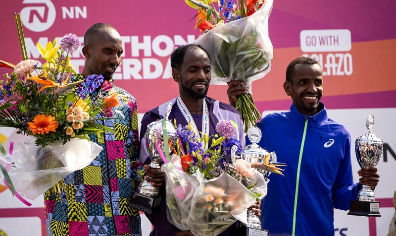 Etiopes Guye Adola y Mekides Shimeles ganaron la Maratón de Rotterdam 2026