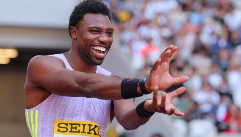 El estadounidense Noah Lyles vuelan en los 100 metros en Tokio