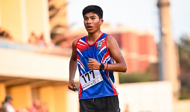 Marchista puneño Hugo Mamani con marca mínima al Mundial U20 de Oregón 2026