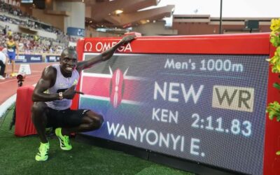 Emmanuel Wanyonyi rompe el récord mundial de 1000 metros (2:11.83) en Mónaco.