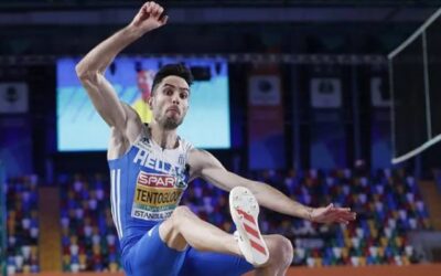 Griego Miltiadis Tentoglou establece un nuevo récord griego de longitud con 8.66m.