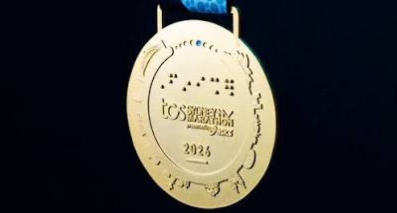 El insólito error en la medalla del Maratón de Sídney: incluyeron un estadio de Alemania